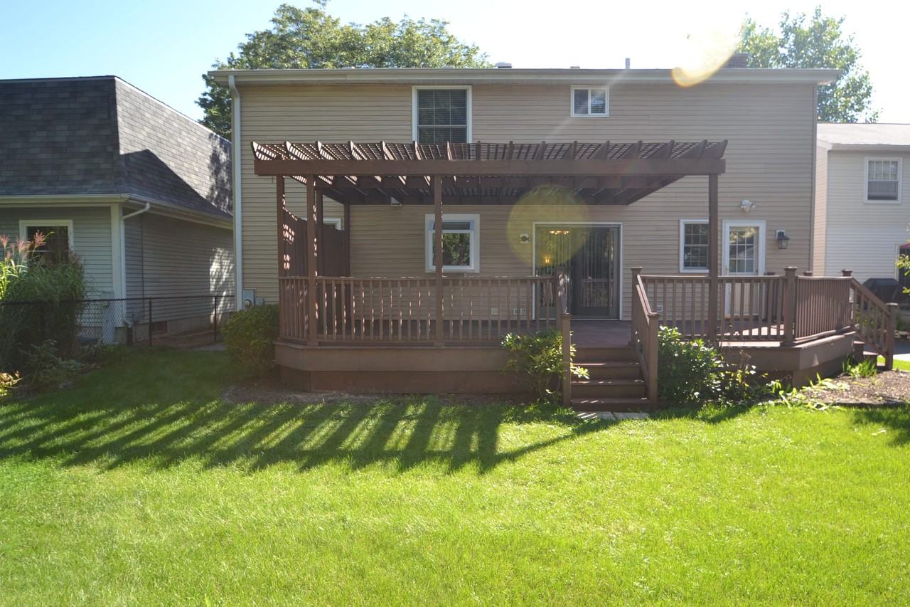 162 Newton Ave - Photo 2 of 10