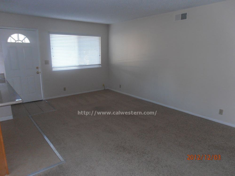 5474 Tyhurst Ct - Photo 3 of 7