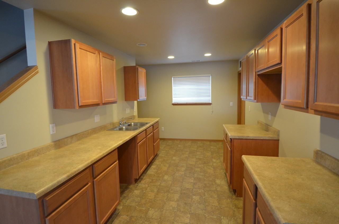 21610 SE 297th Terrace - Photo 3 of 17