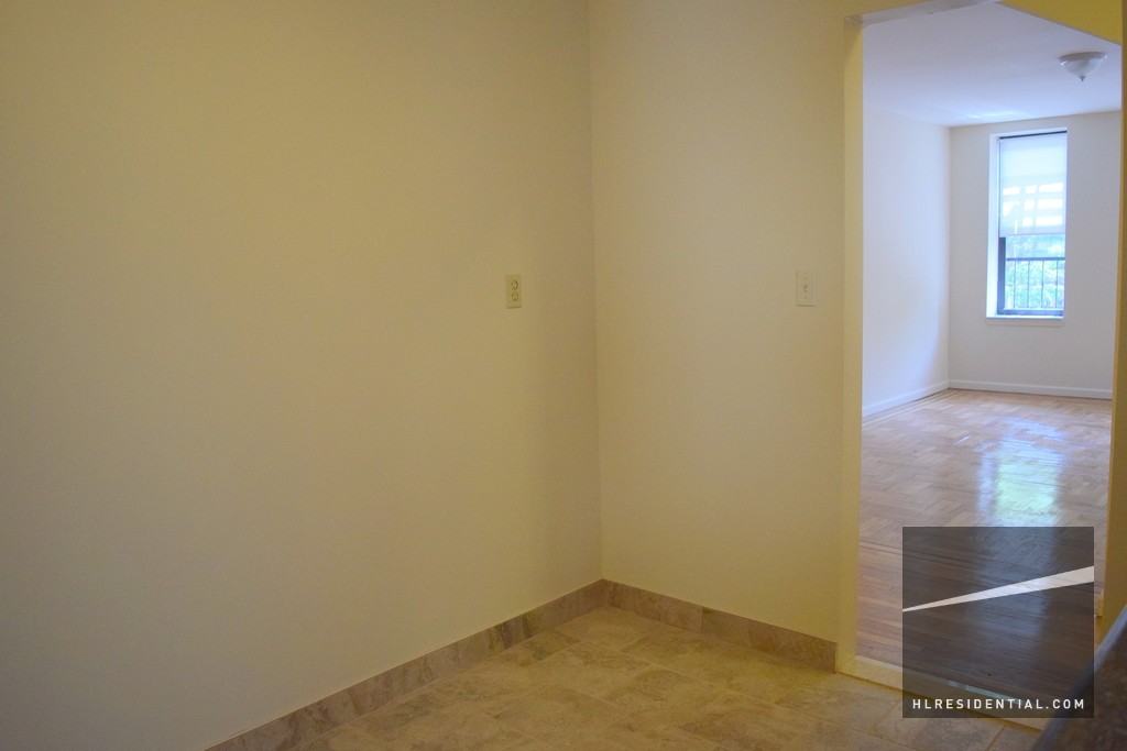 8722 Bay Pkwy #B4 - Photo 3 of 11