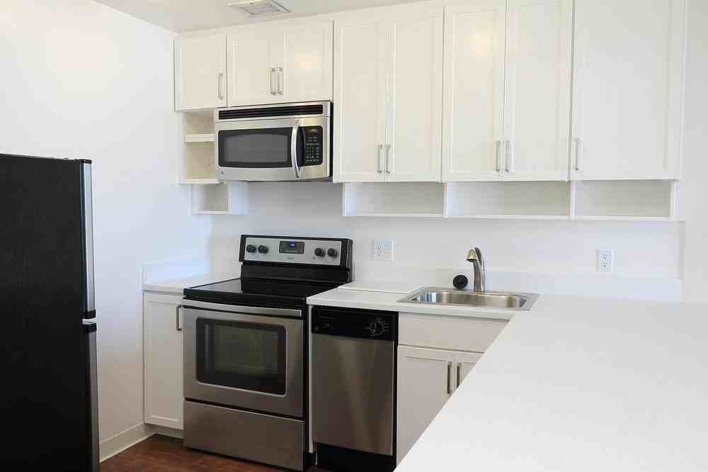 The Gateway Apartments - Photo 2 of 11