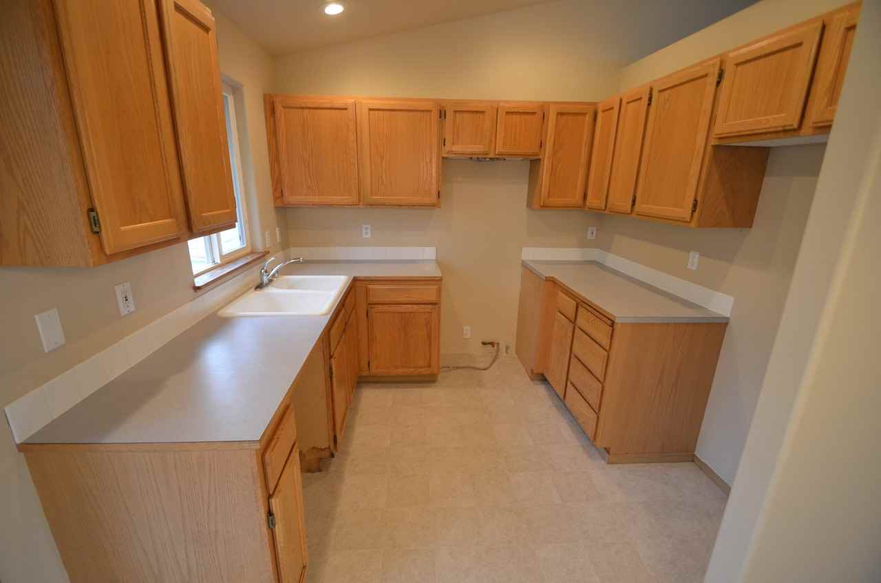 207 Morgan Rd - Photo 3 of 12