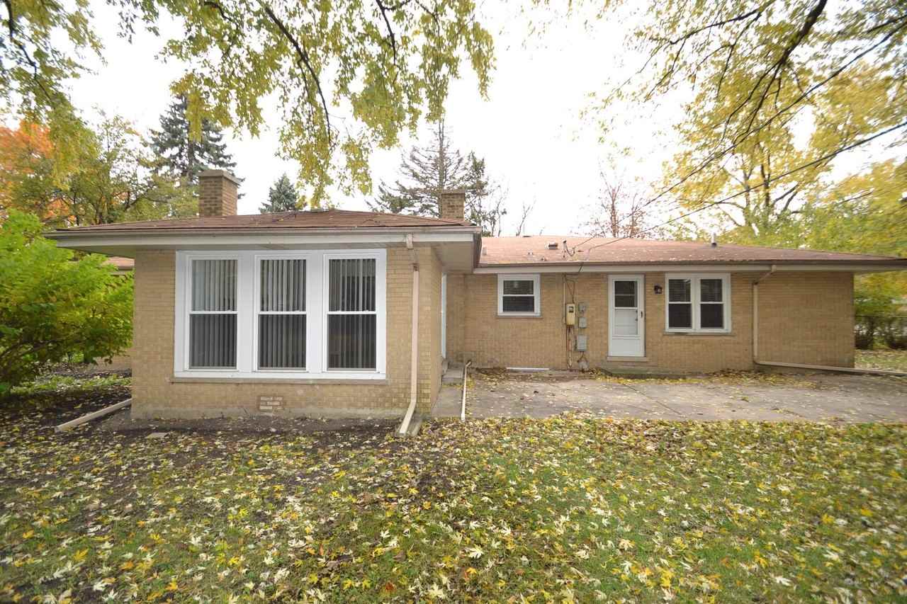 2 Drake Terrace - Photo 3 of 14