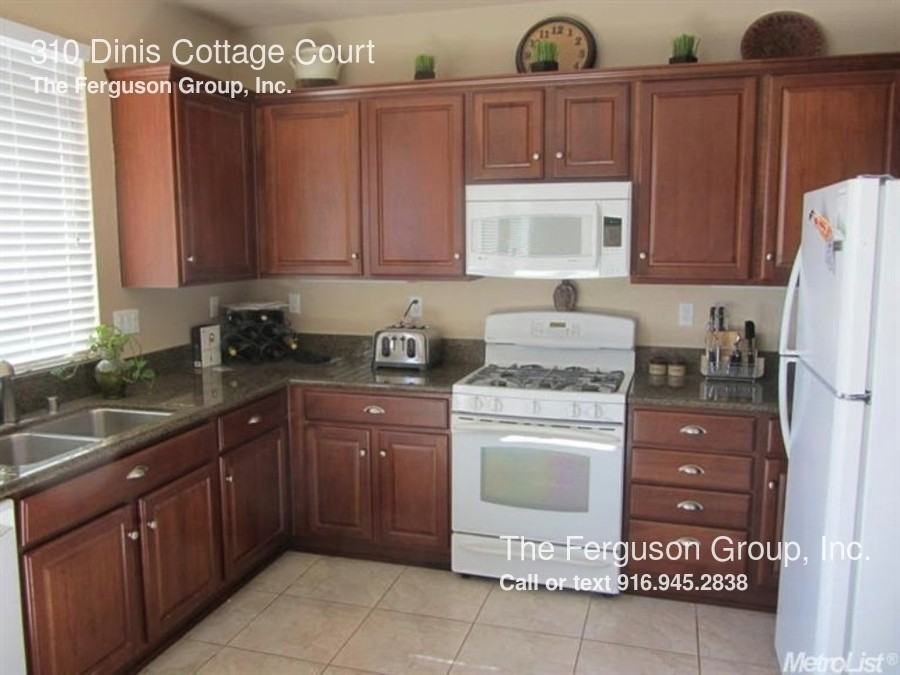 310 Dinis Cottage Ct - Photo 2 of 4