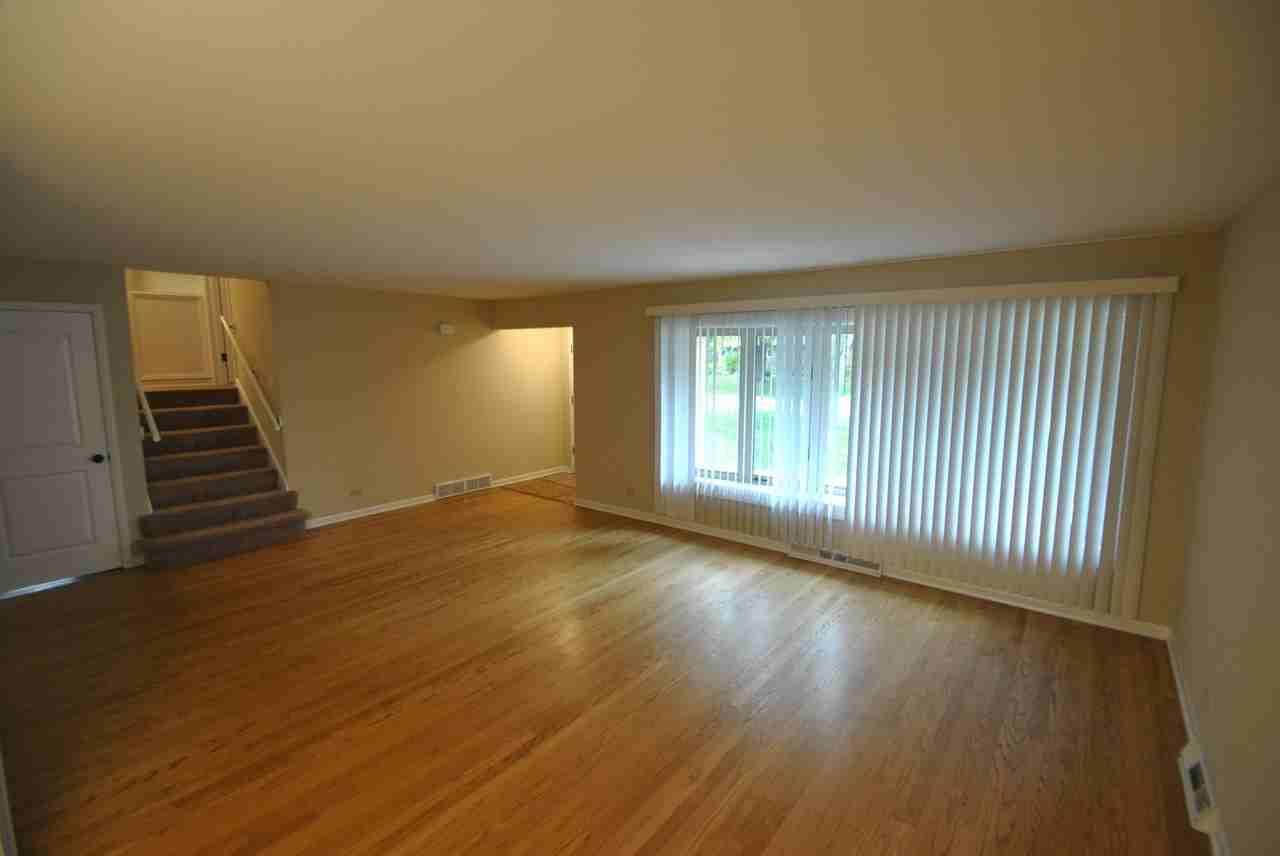 12715 S 70th Ave - Photo 3 of 8