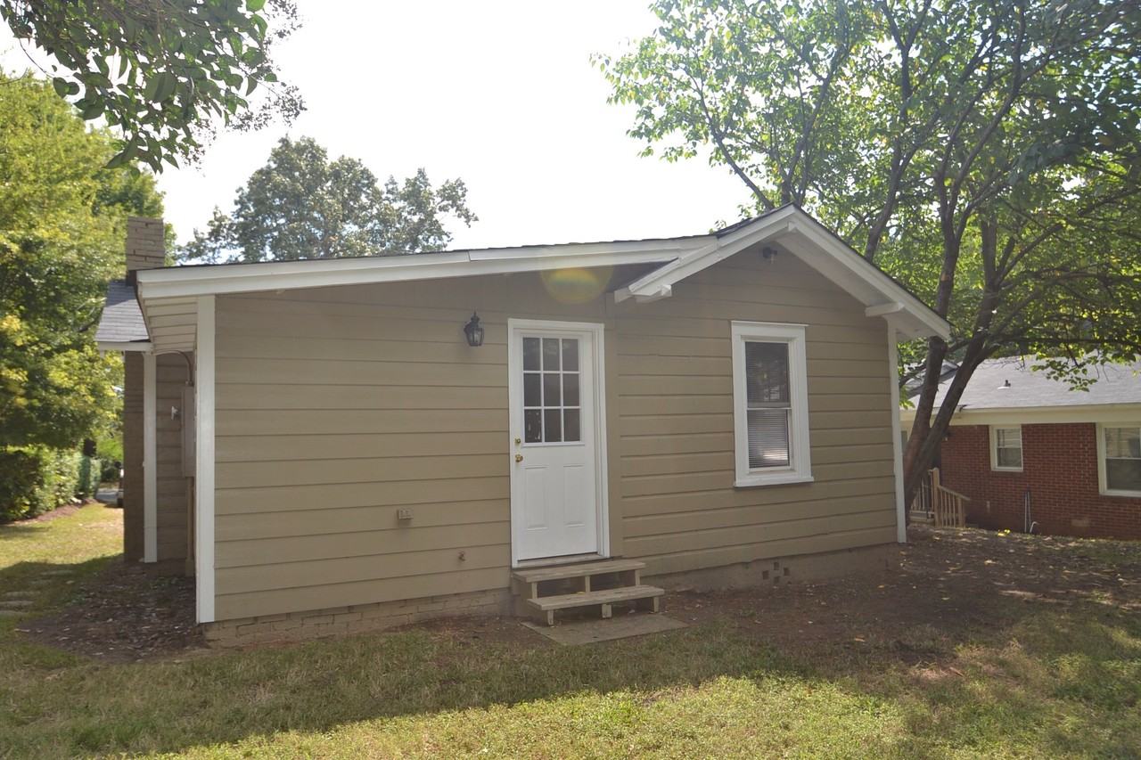 3437 Tappan Pl - Photo 2 of 7