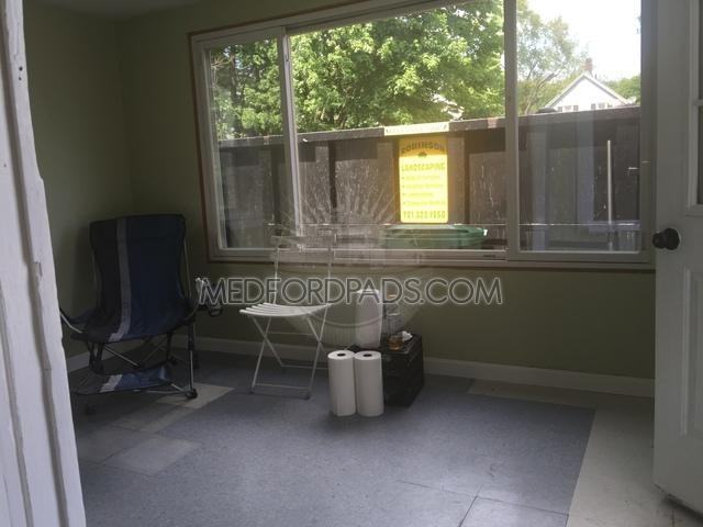 144 Riverside Ave - Photo 3 of 11