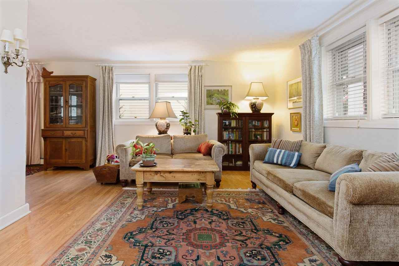 7 Center St - Photo 2 of 18