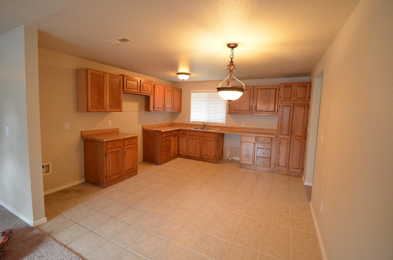 26117 195th Pl SE - Photo 3 of 11