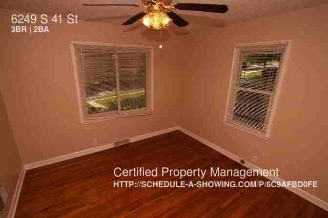 6249 S 41st St - Photo 2 of 17