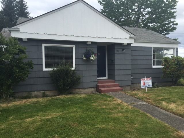 1004 Jackson Ave NW - Photo 3 of 5