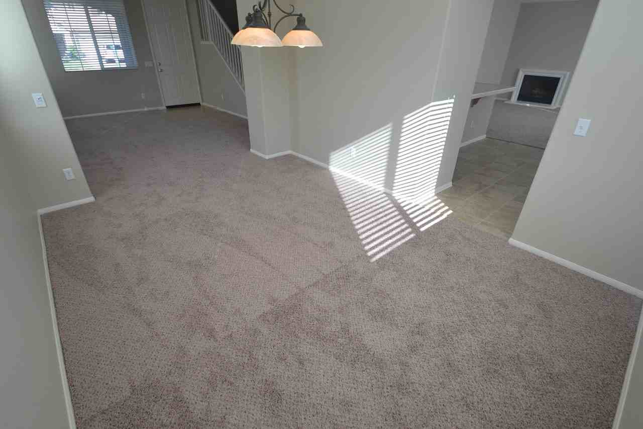 62 Billings Ave - Photo 3 of 6