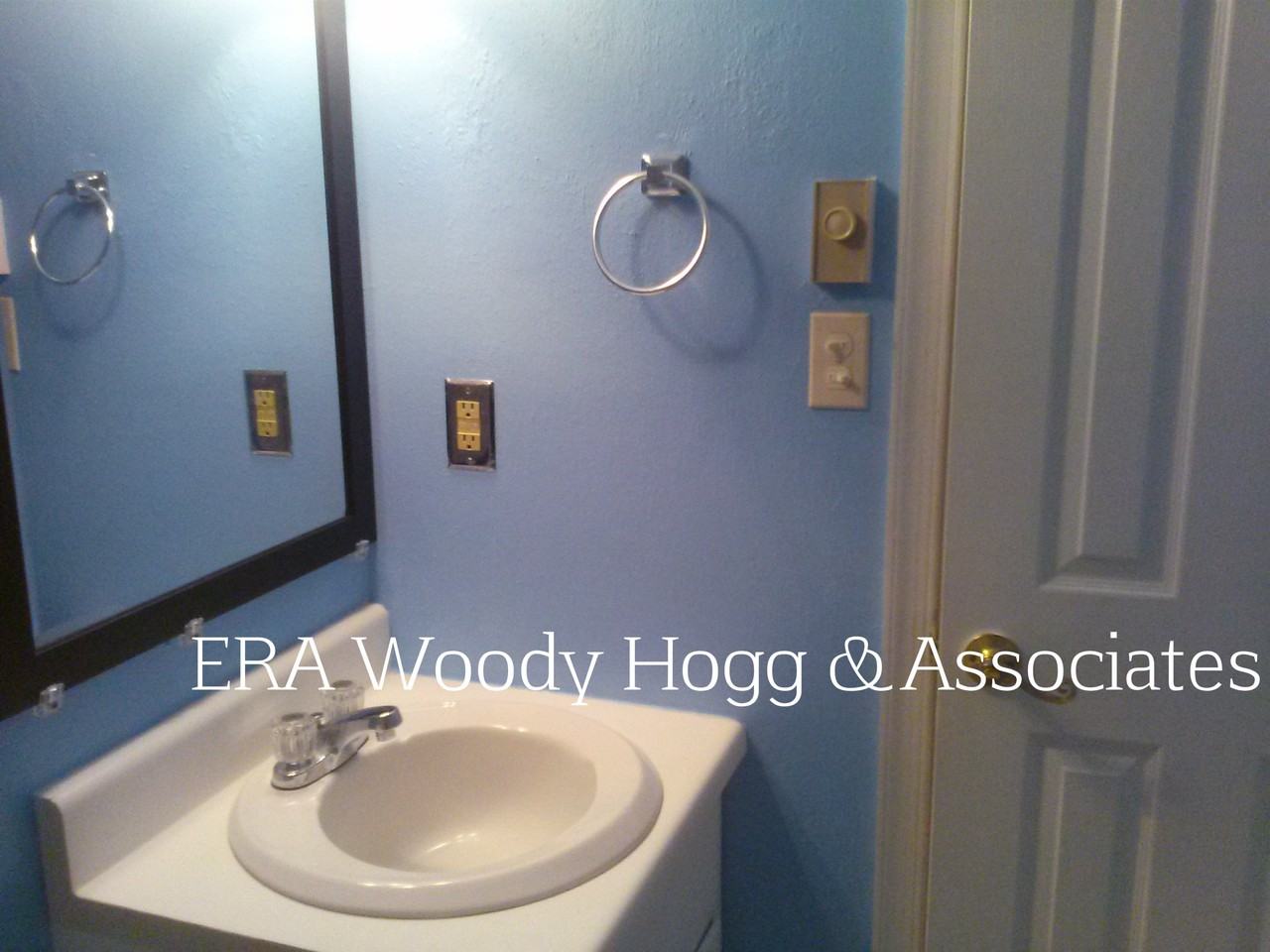 5957 Sentry Hill Ct - Photo 3 of 4