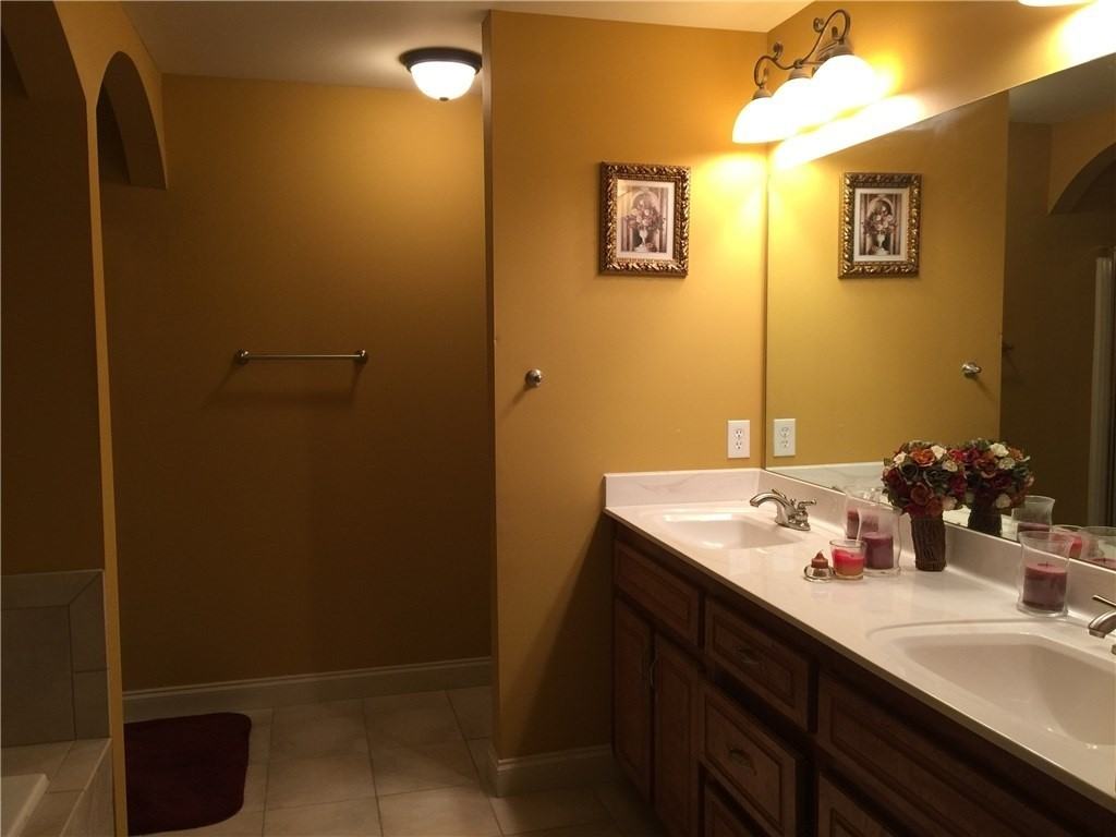 102 Oak Ridge Trail - Photo 3 of 3