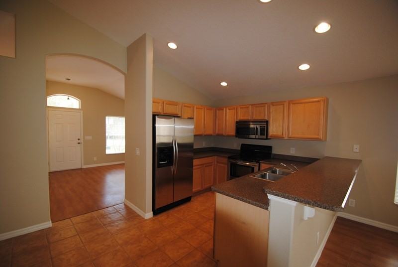 2783 Glasbern Cir - Photo 3 of 10