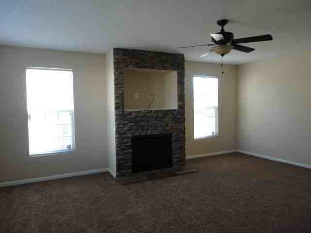 5318 Ian Dr - Photo 2 of 18