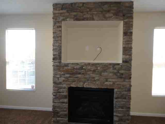 5318 Ian Dr - Photo 3 of 18