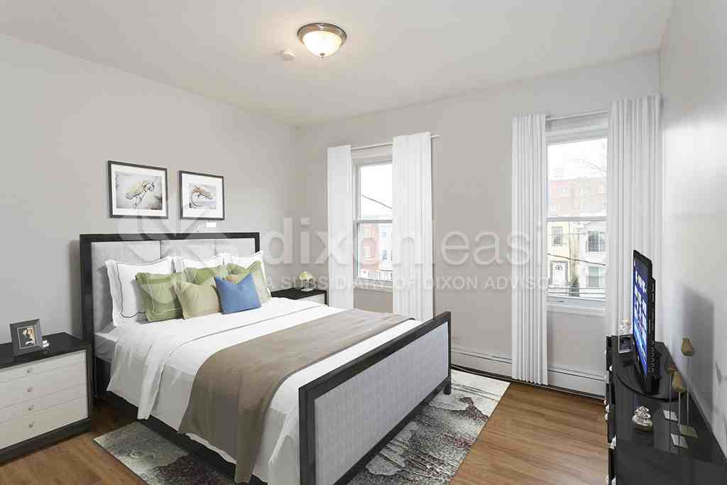 3709 Kennedy Boulevard - Photo 3 of 8