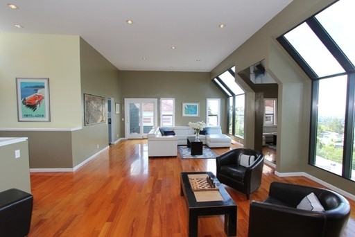 220 Scenic Avenue - Photo 3 of 29