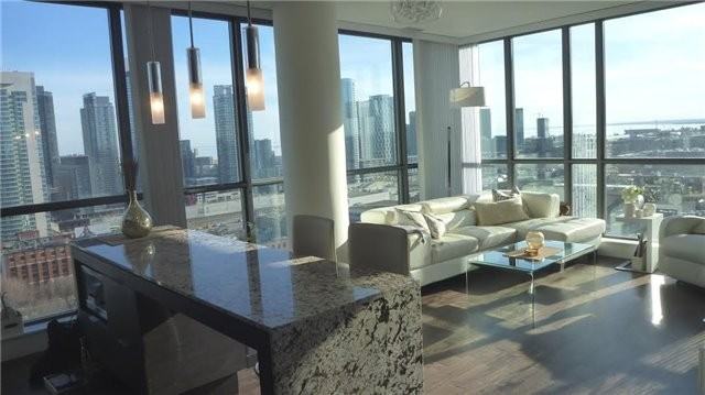 8 Charlotte Street #1807