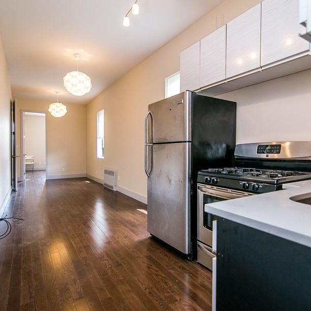 26 Wilson Avenue #3E