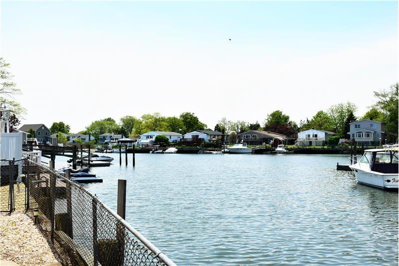 2674 Lee Pl - Photo 3 of 20