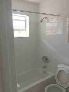 921 SW 15th Terrace - Photo 2 of 9