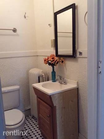 221 Mohawk Ave - Photo 3 of 6