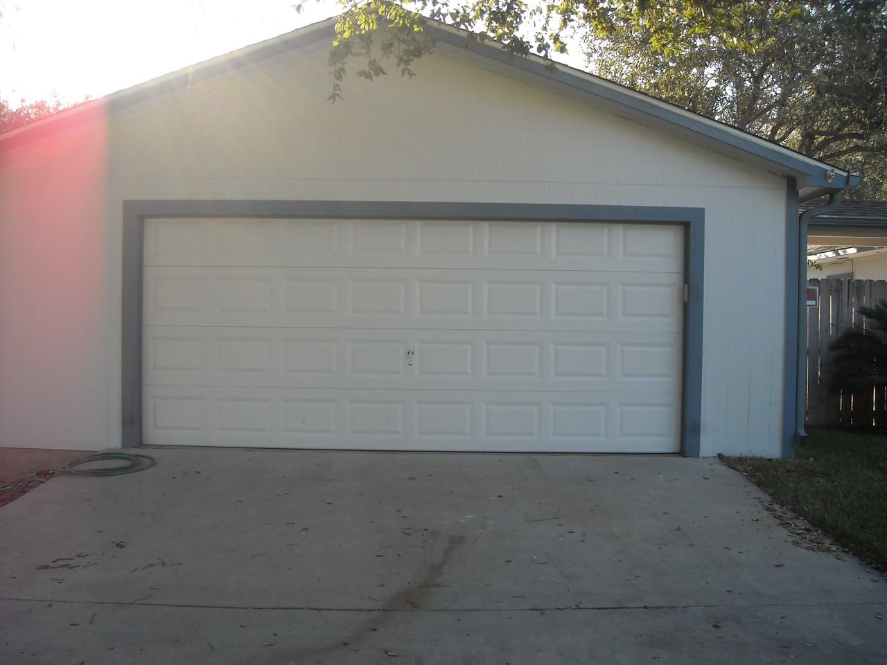 115 Saunders Ln - Photo 3 of 8
