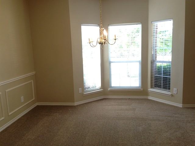 1527 Appalachian Dr - Photo 3 of 22