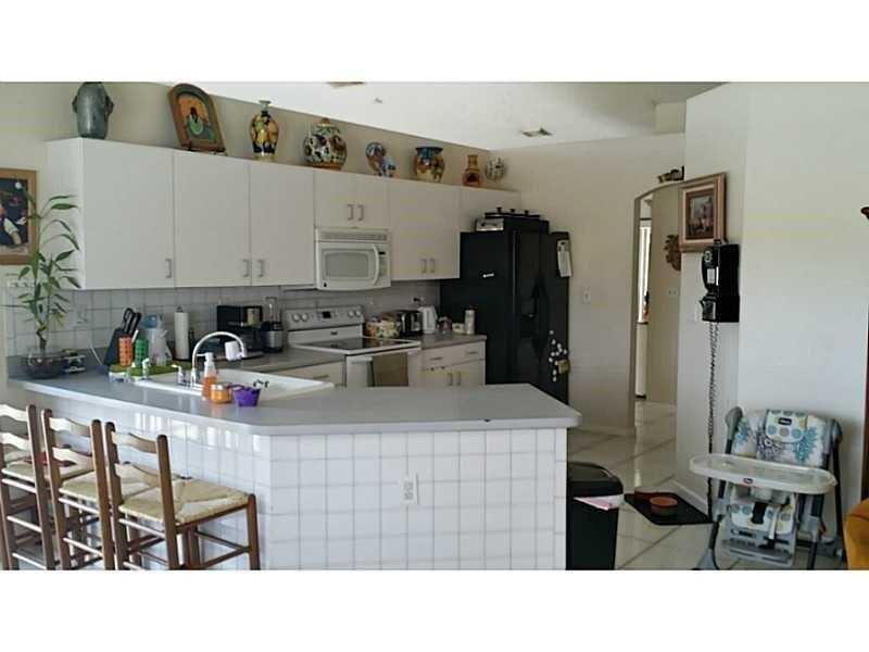 12430 SW 20th St - Photo 2 of 7