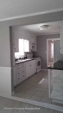 701 Woodlawn Ave - Photo 2 of 20