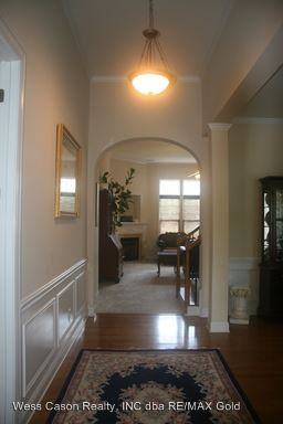 1141 Sarandon Dr - Photo 2 of 22