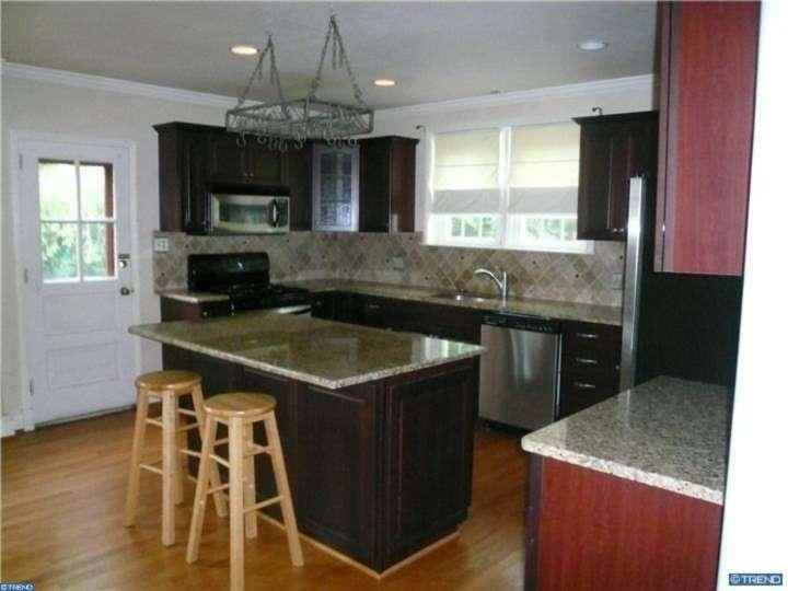 905 N Bancroft Pkwy - Photo 3 of 12