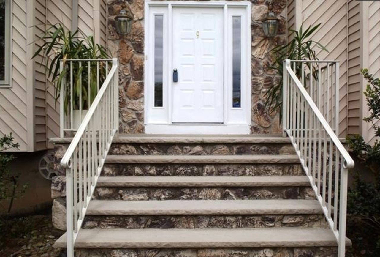 9 Lea Place - Photo 3 of 19