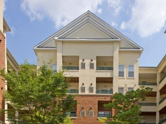 Cedar Court Apartments - Photo 2 of 4