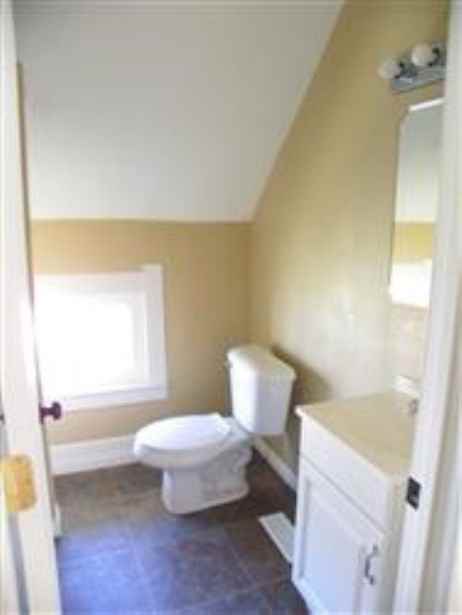 2413 Caledonia St - Photo 3 of 6