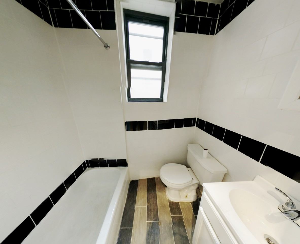 763 MacDonough St #2B - Photo 2 of 7