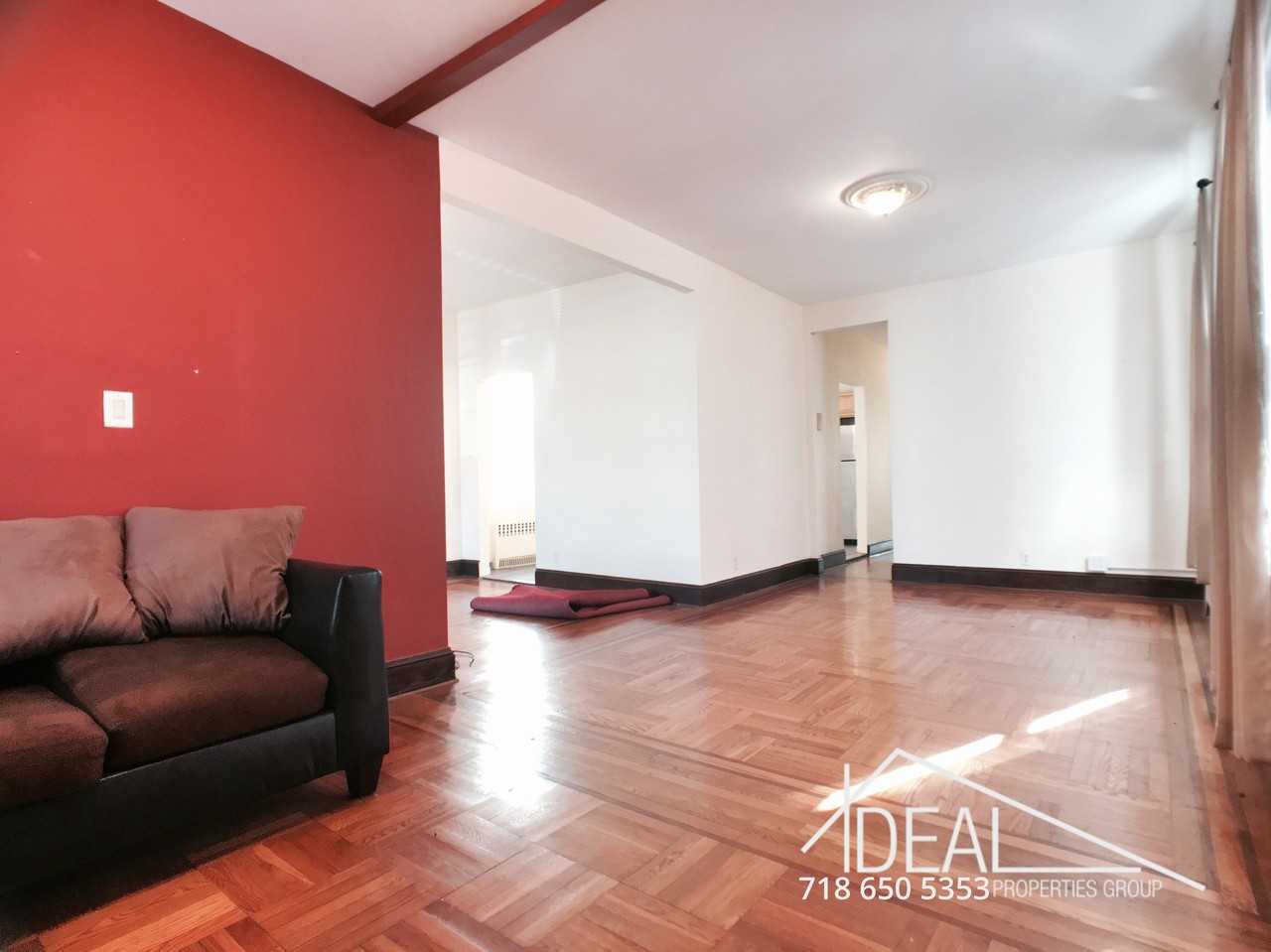 4117 Manhattan Ave - Photo 3 of 30