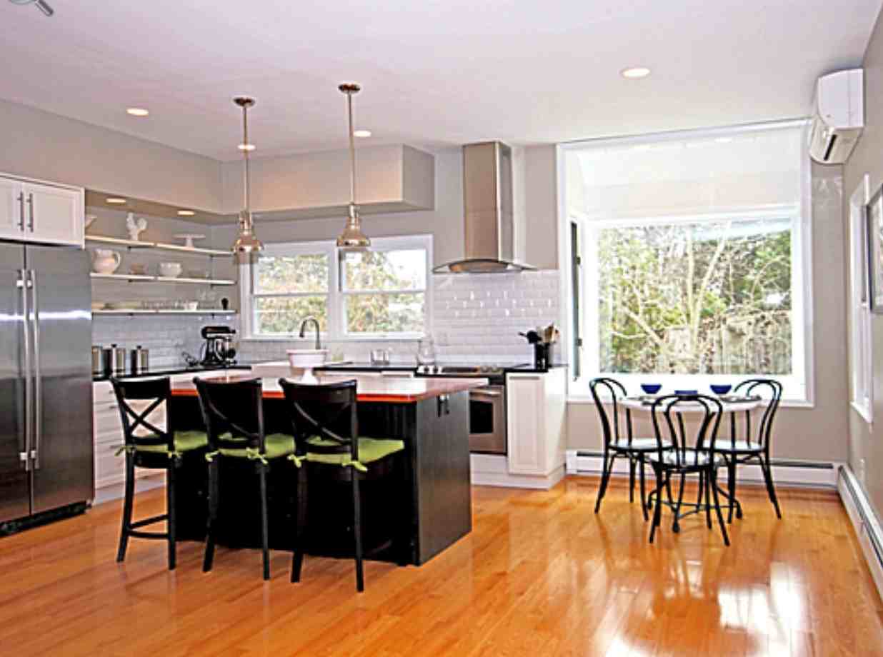 31 Myopia Rd - Photo 2 of 11