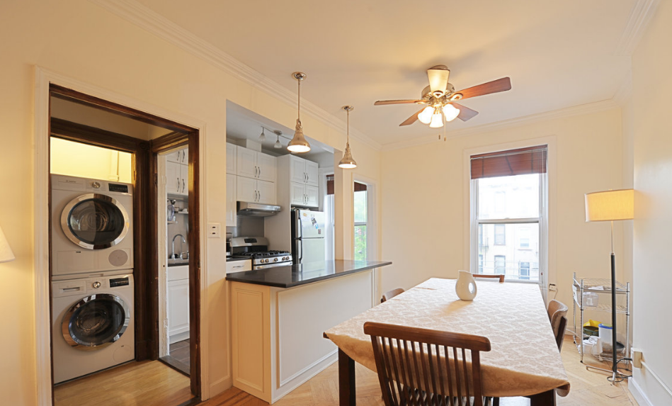 262 11th St 2 - Photo 2 of 4