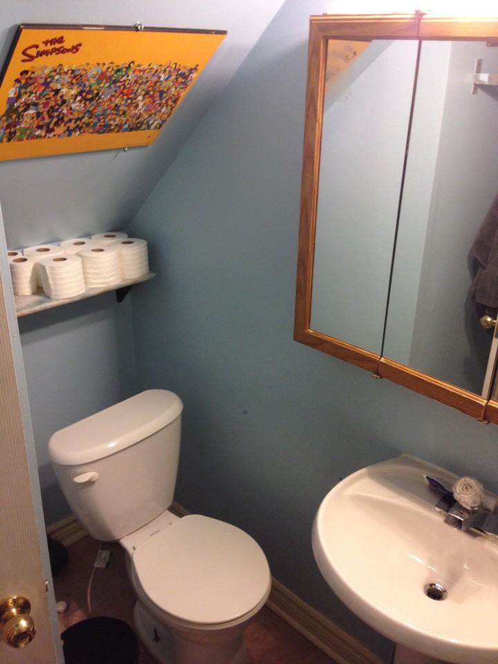 538 Dupont St - Photo 2 of 6