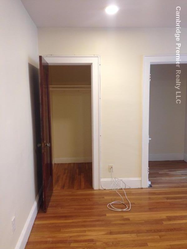 136 Highland Ave #19 - Photo 2 of 8