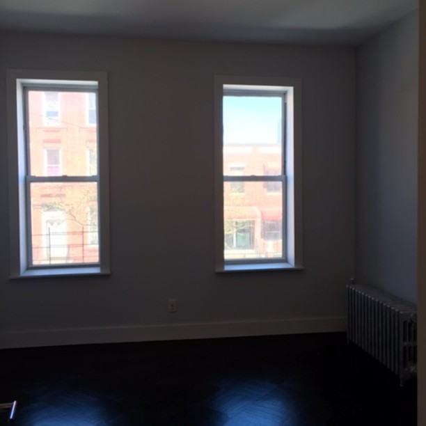 588 Quincy St #2R - Photo 3 of 8