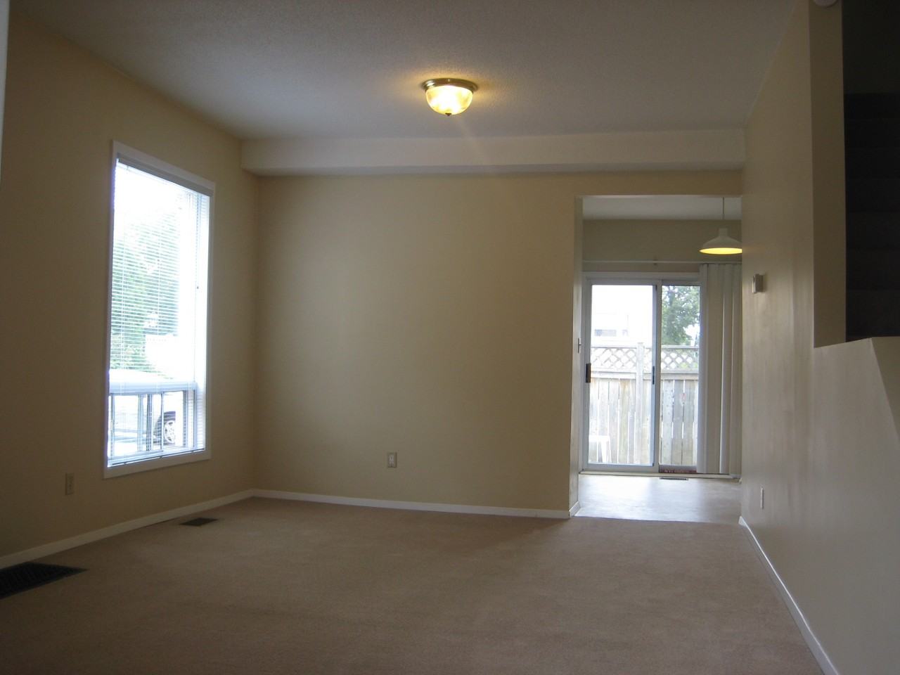 2 Maple Bush Ave - Photo 3 of 12