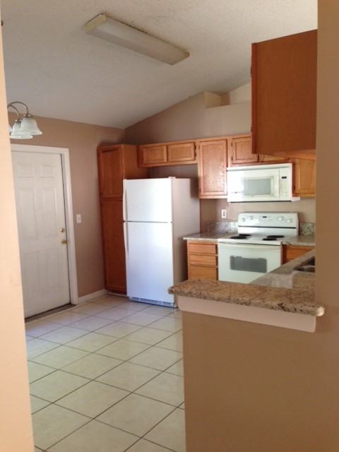 4932 Tan St - Photo 2 of 13