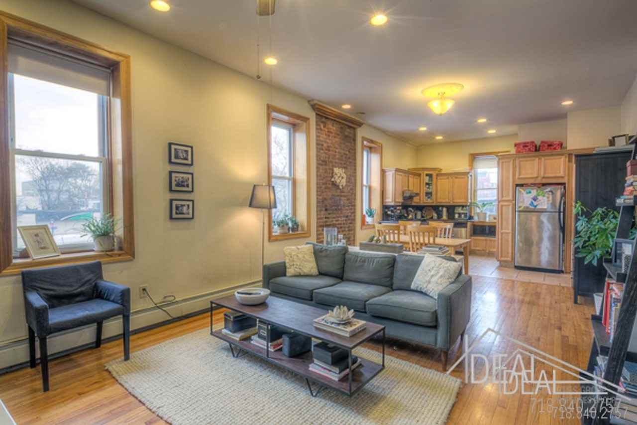 192 9th St - Photo 2 of 11