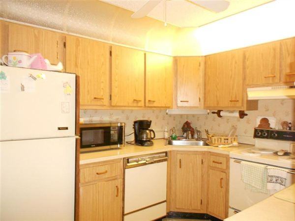 Greenacres - Photo 2 of 11