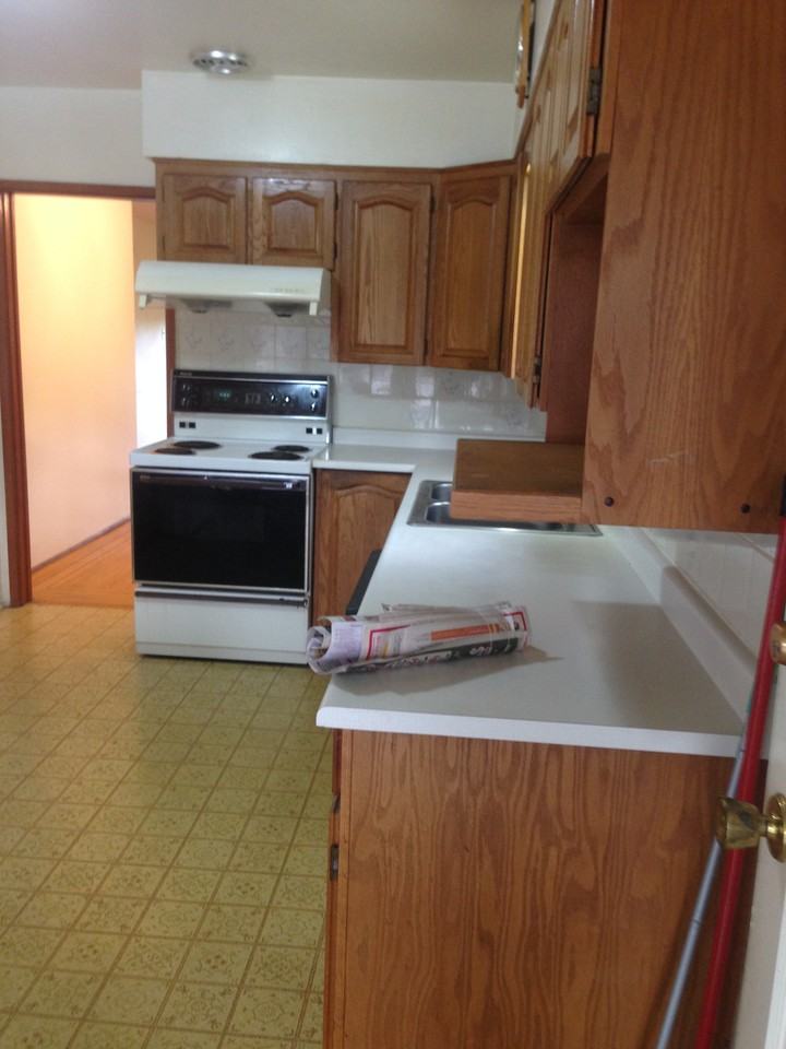 3205 E 48th Ave - Photo 2 of 5