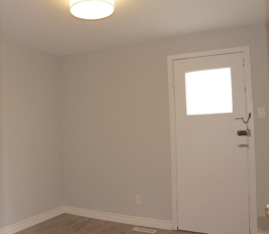 859 Pape Ave - Photo 3 of 4